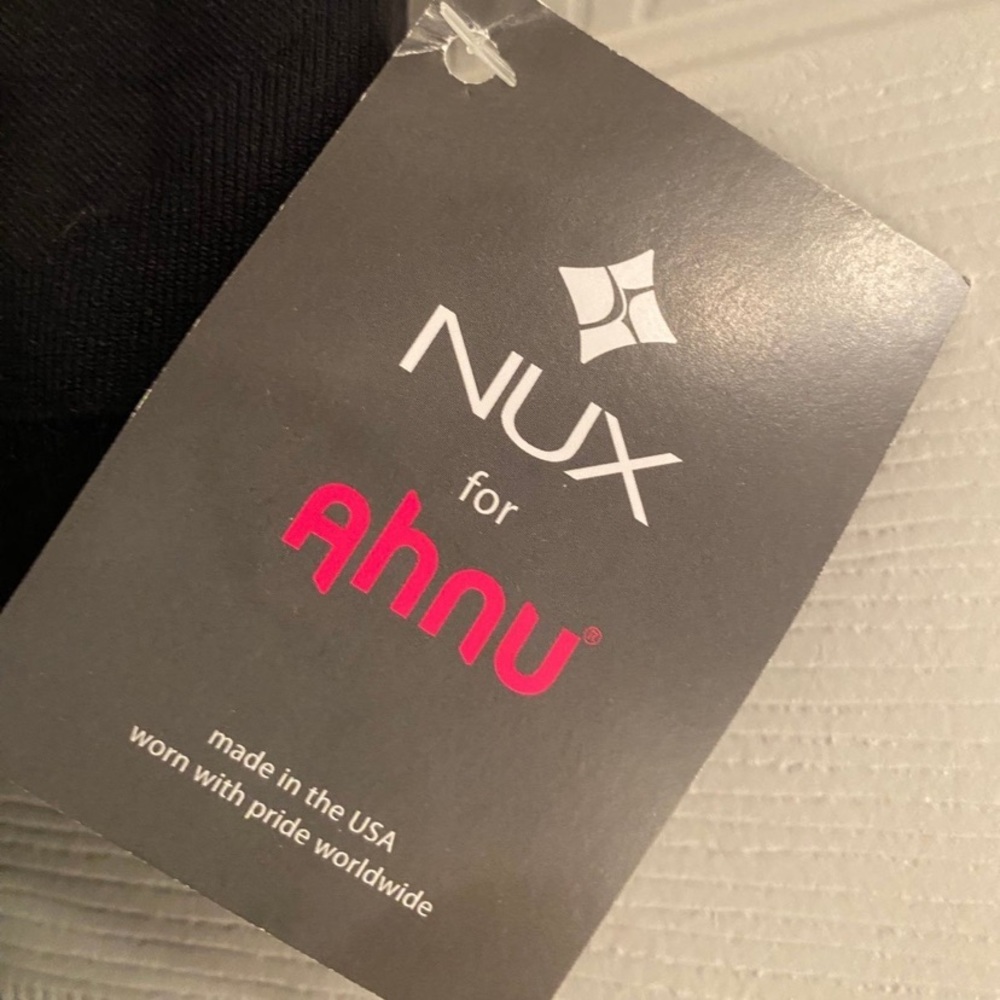 NUX Women’s Black Sports Bra & Micro Fiber Nylon Tank Top Size Small - Picture 4 of 7
